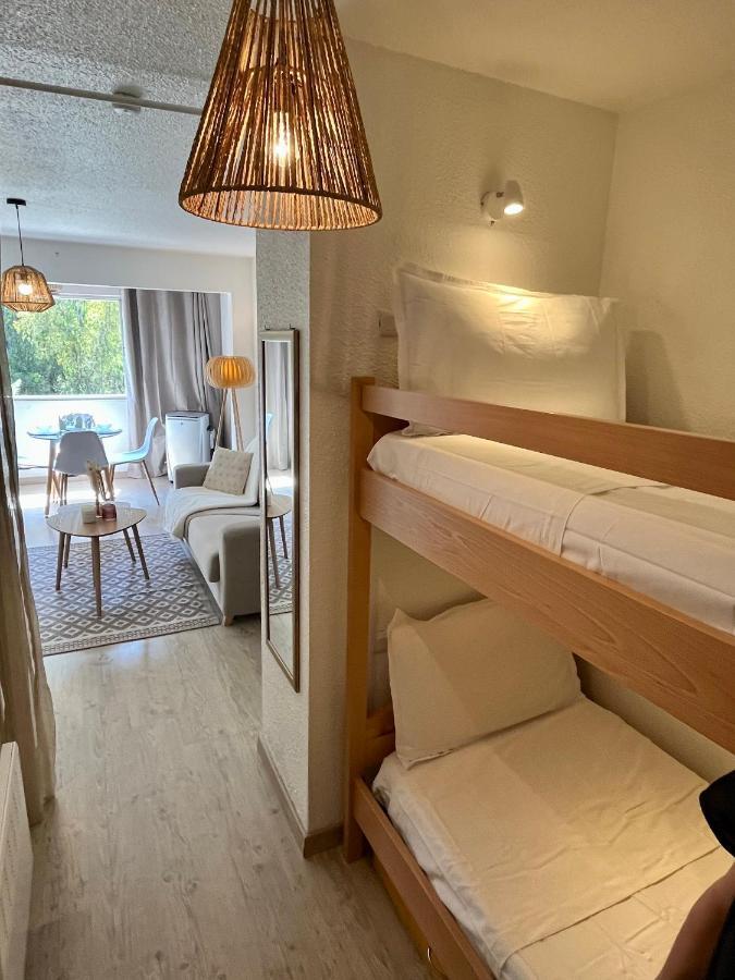 Joli Studio A 2 Minutes A Pied De La Plage Καλβί Εξωτερικό φωτογραφία